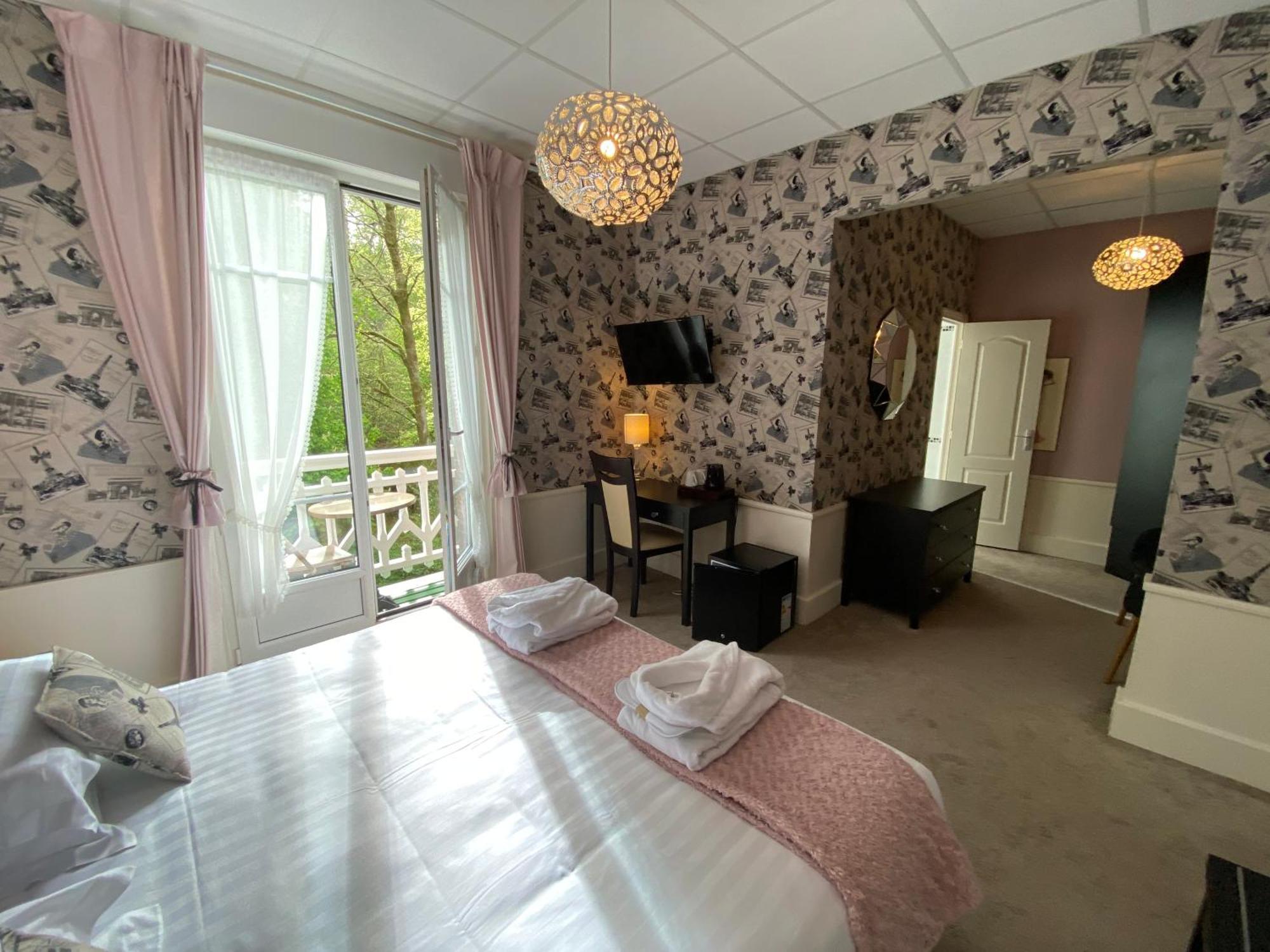 Brit Hotel & Spa Le Roc Au Chien Bagnoles de l'Orne Normandie Exterior photo